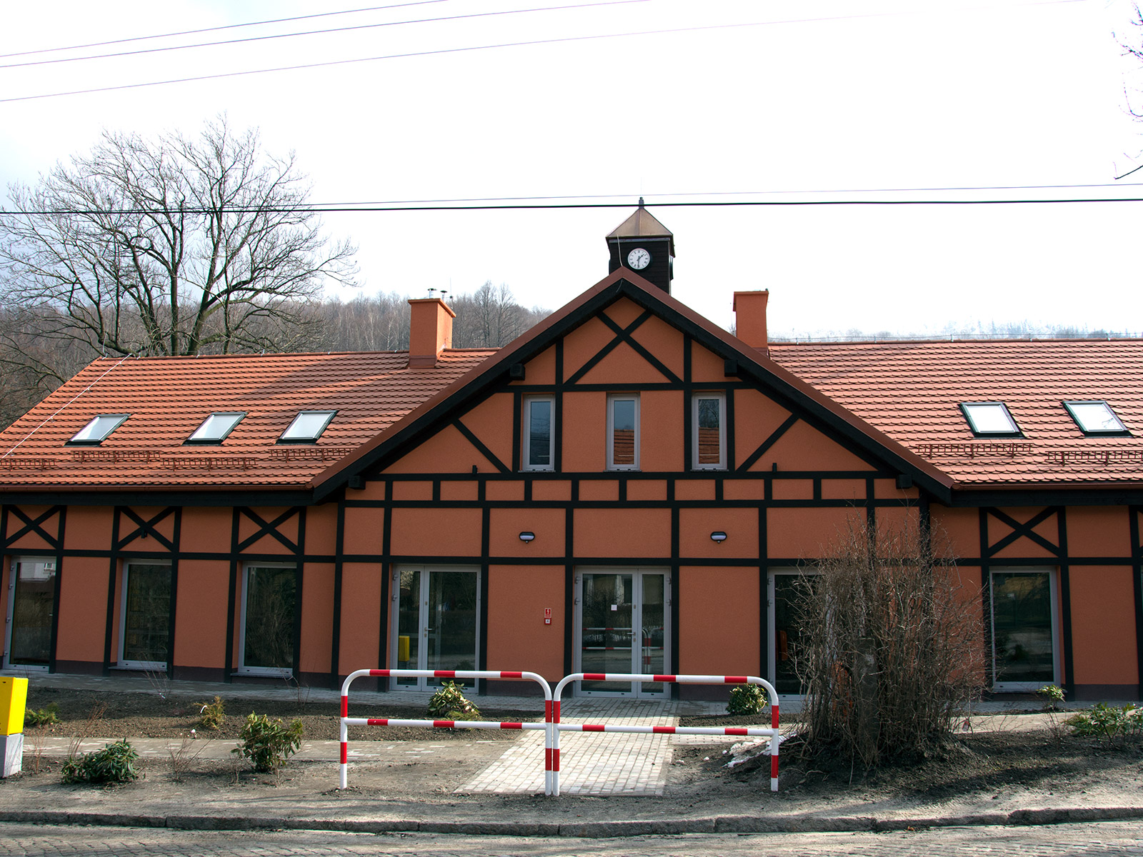 Budynek filii Miejskiej Biblioteki Publicznej w Pieszycach 